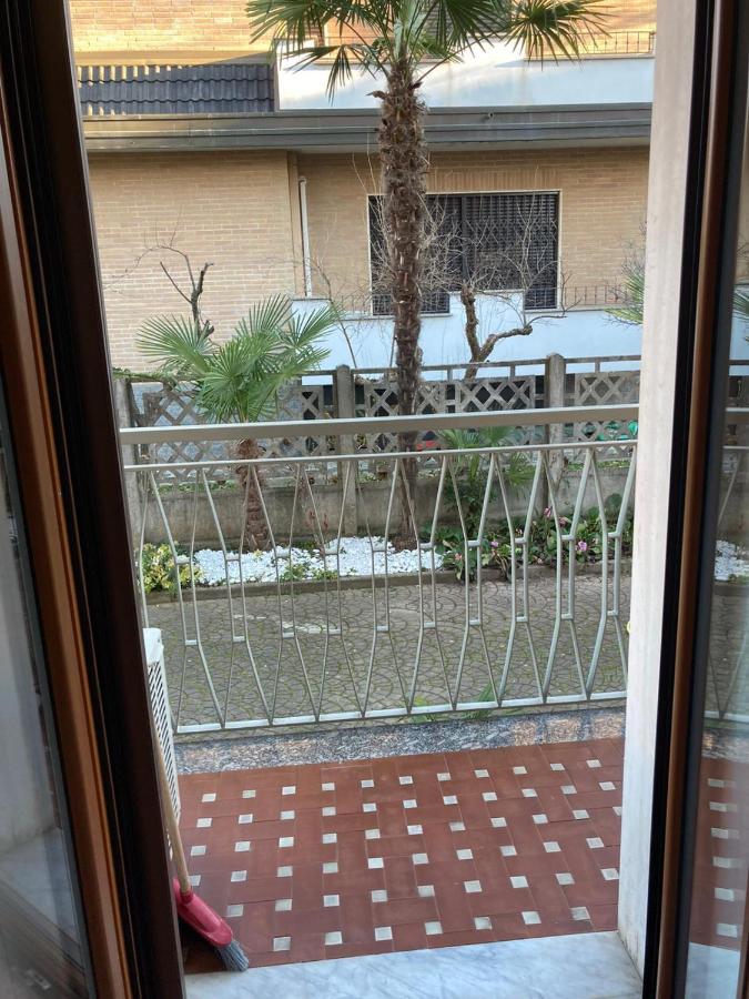 Casa Vacanza A Limbiate Eksteriør billede